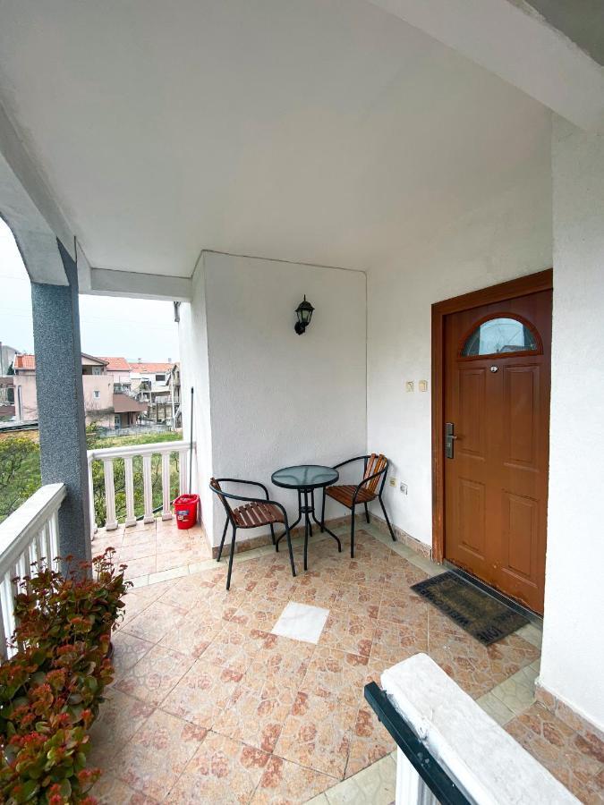 Apartments Marijana Тиват Екстер'єр фото